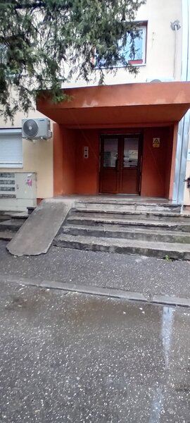 Titan Ozana, metrou 1 Decembrie 3 minute