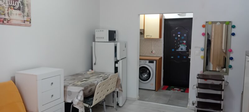 Titan Ozana, metrou 1 Decembrie 3 minute